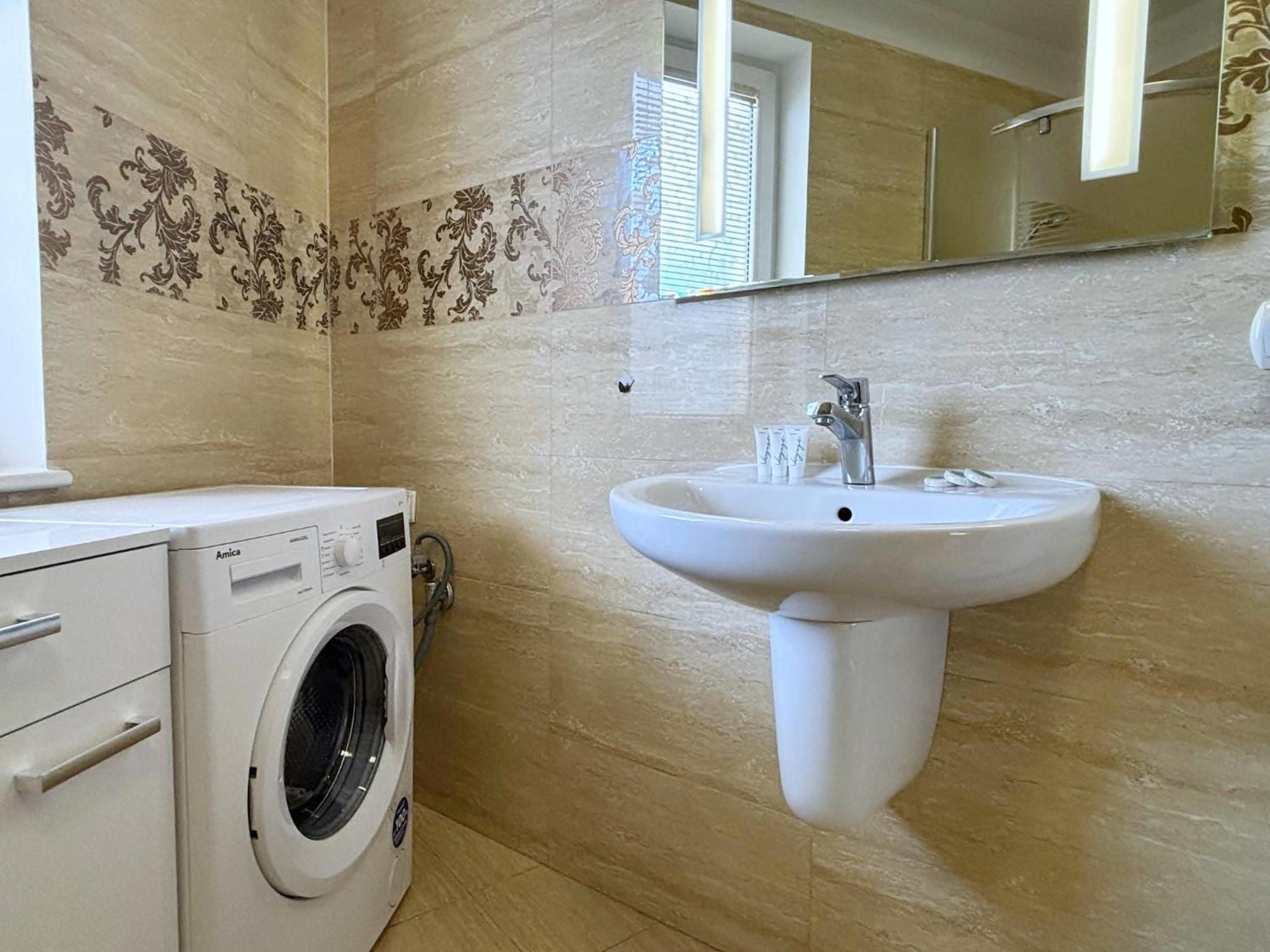 Apartamenty Bryza-Komandorska - Family Home - Parking Świnoujście  Eksteriør billede